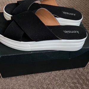 Kensie platform Sandals